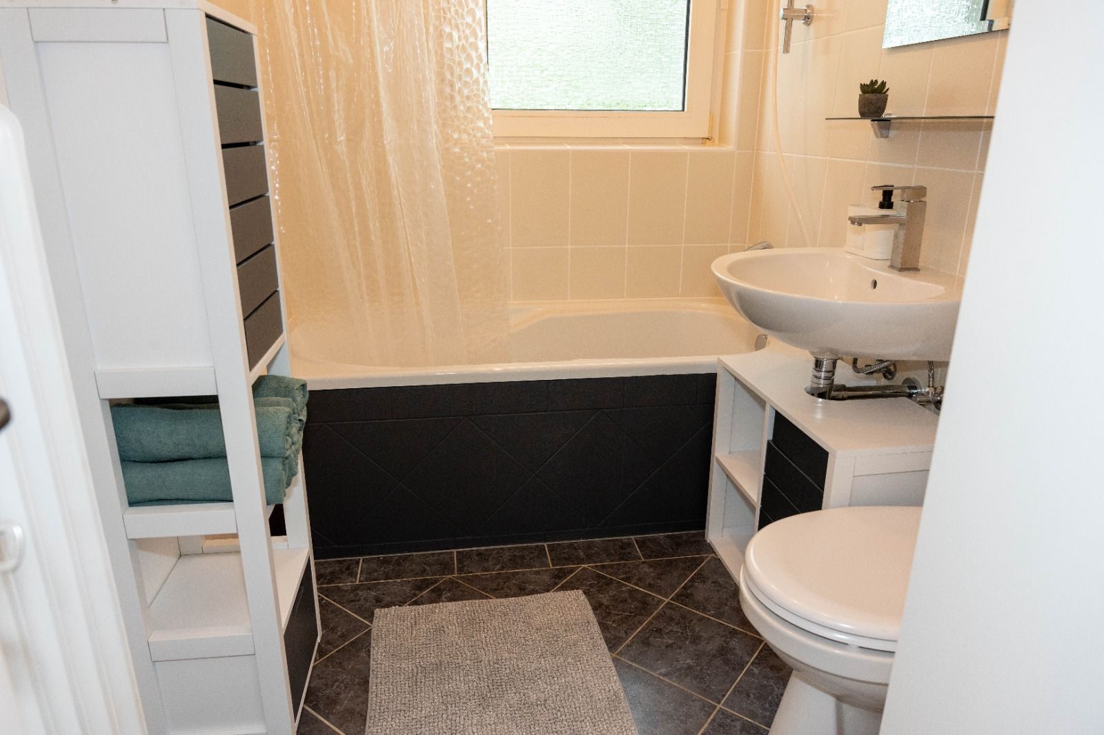 Great Loft Close To Railway Station - 19