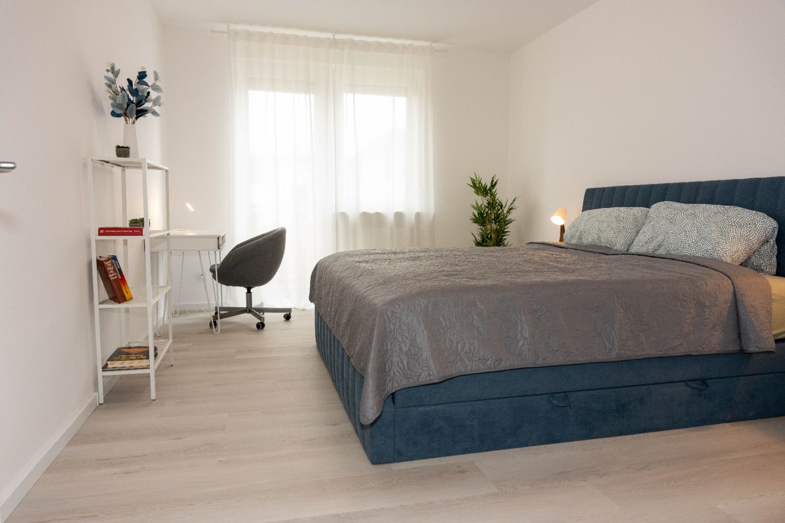 Great Loft Close To Railway Station - 17