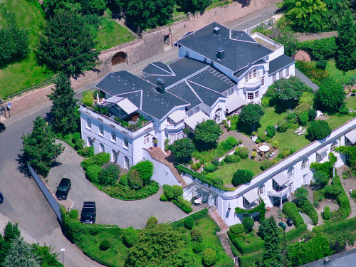 Nice Penthouse close to city center