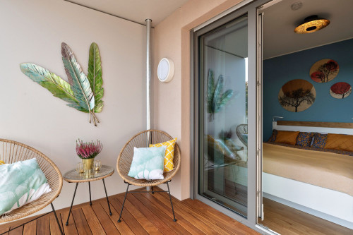 GORDON apartment with balcony, underground car park, Cleaning