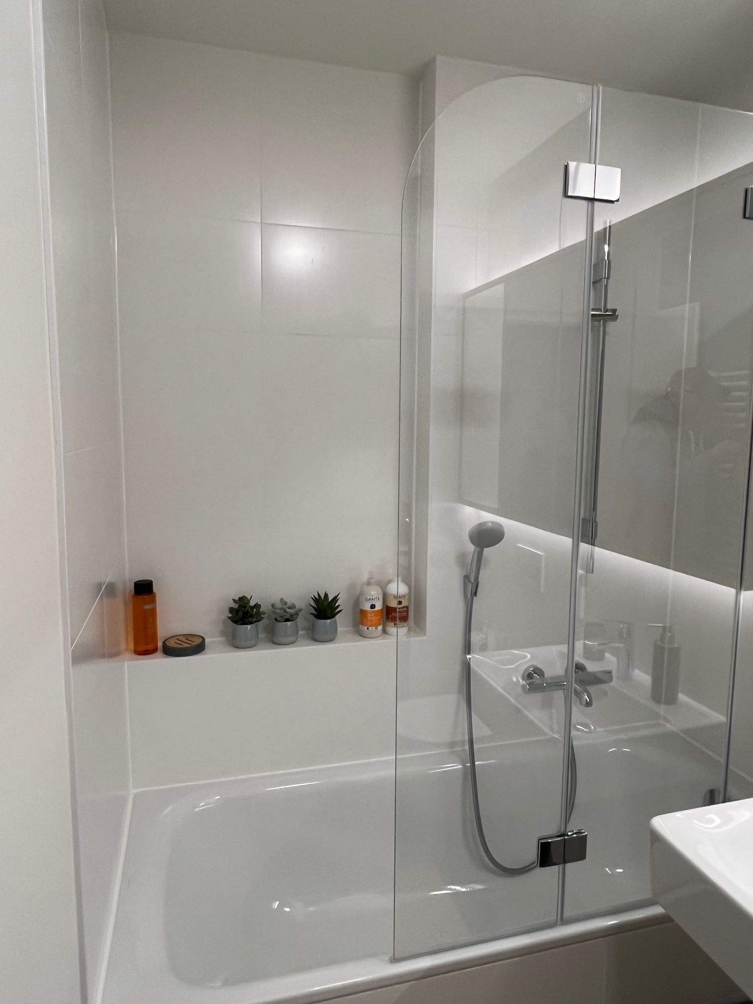  GORDON Apartment With Balcony, Underground Car Park, Cleaning  -  GORDON apartment with balcony, underground car park, Cleaning  - Gallery -  16