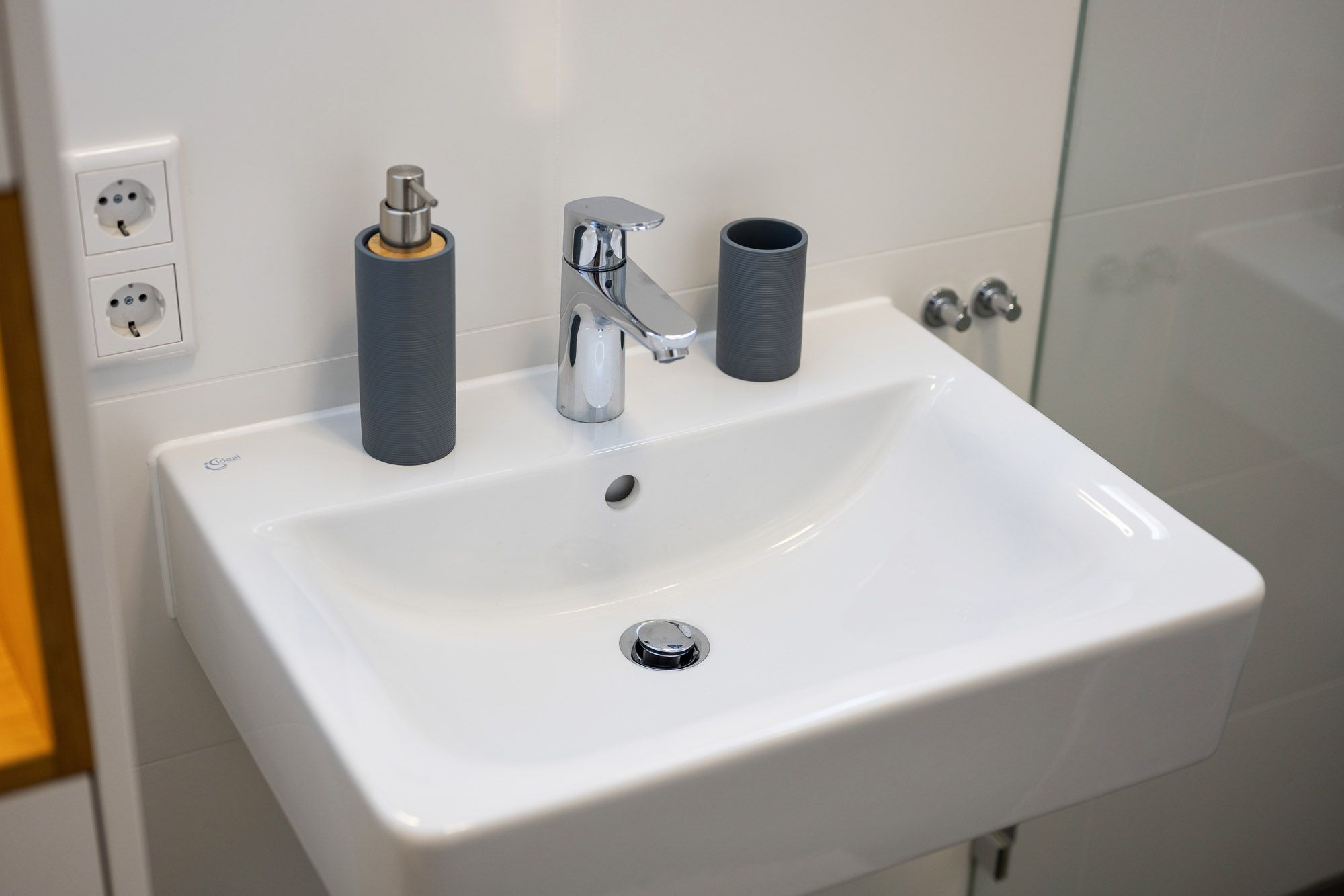  VINCENT Apartment With Loggia, Undegraund Car Park, Cleaning  -  VINCENT apartment with loggia, undegraund car park, cleaning  - Gallery -  14