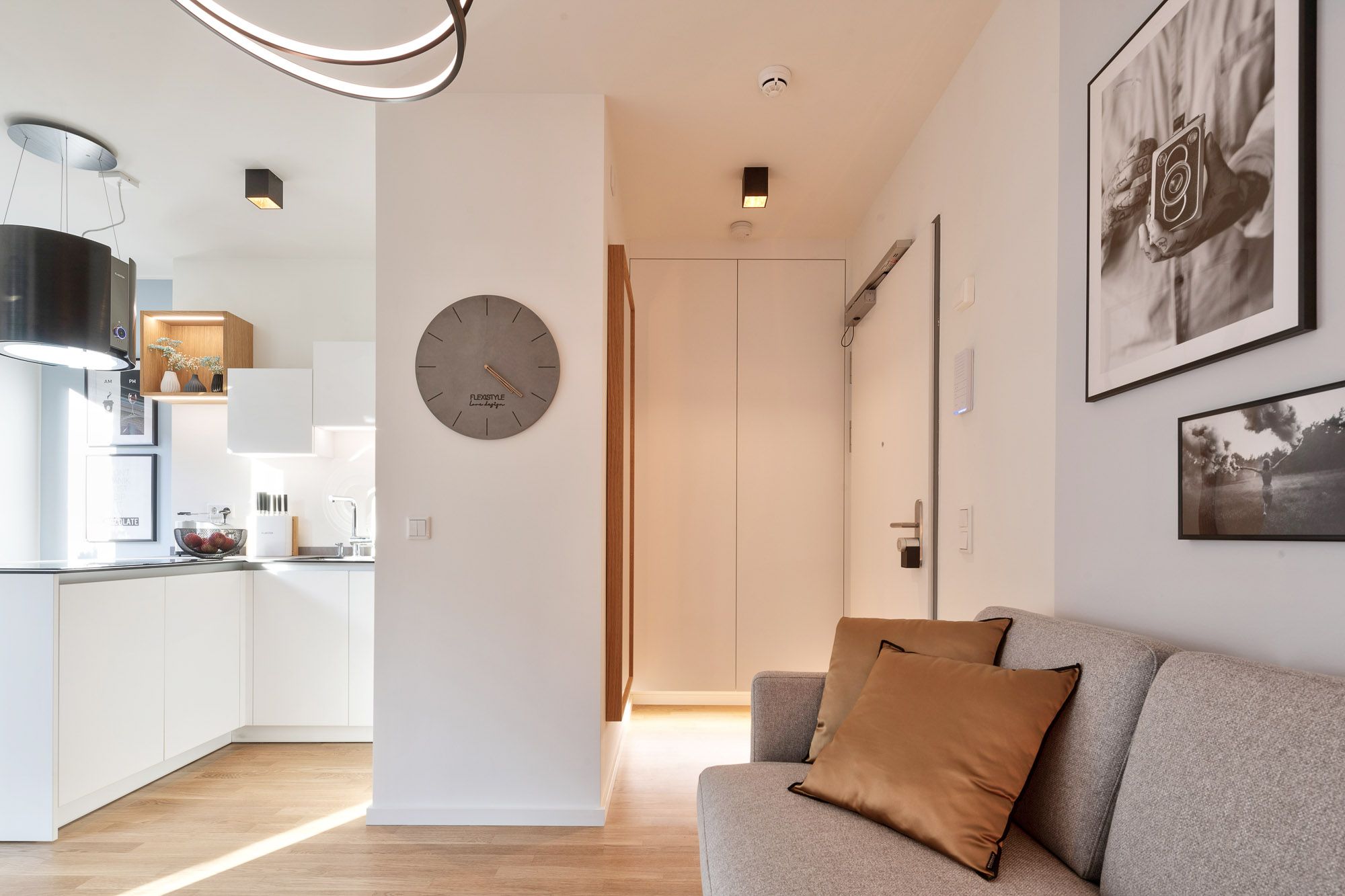  VINCENT Apartment With Loggia, Undegraund Car Park, Cleaning  -  VINCENT apartment with loggia, undegraund car park, cleaning  - Gallery -  24