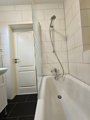 Modern Studio I 15 Min Düsseldorf Centre, Airport & Fair