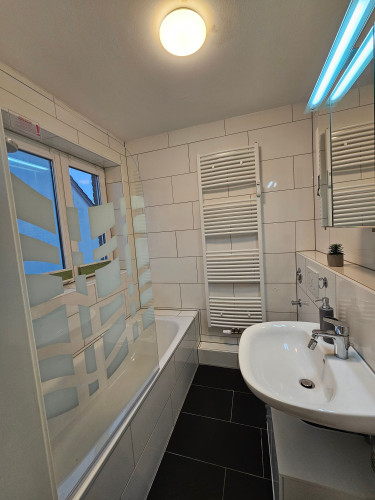 Modern Studio I 15 Min Düsseldorf Centre, Airport & Fair
