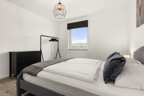 Modern apartment with balcony | near VW factory