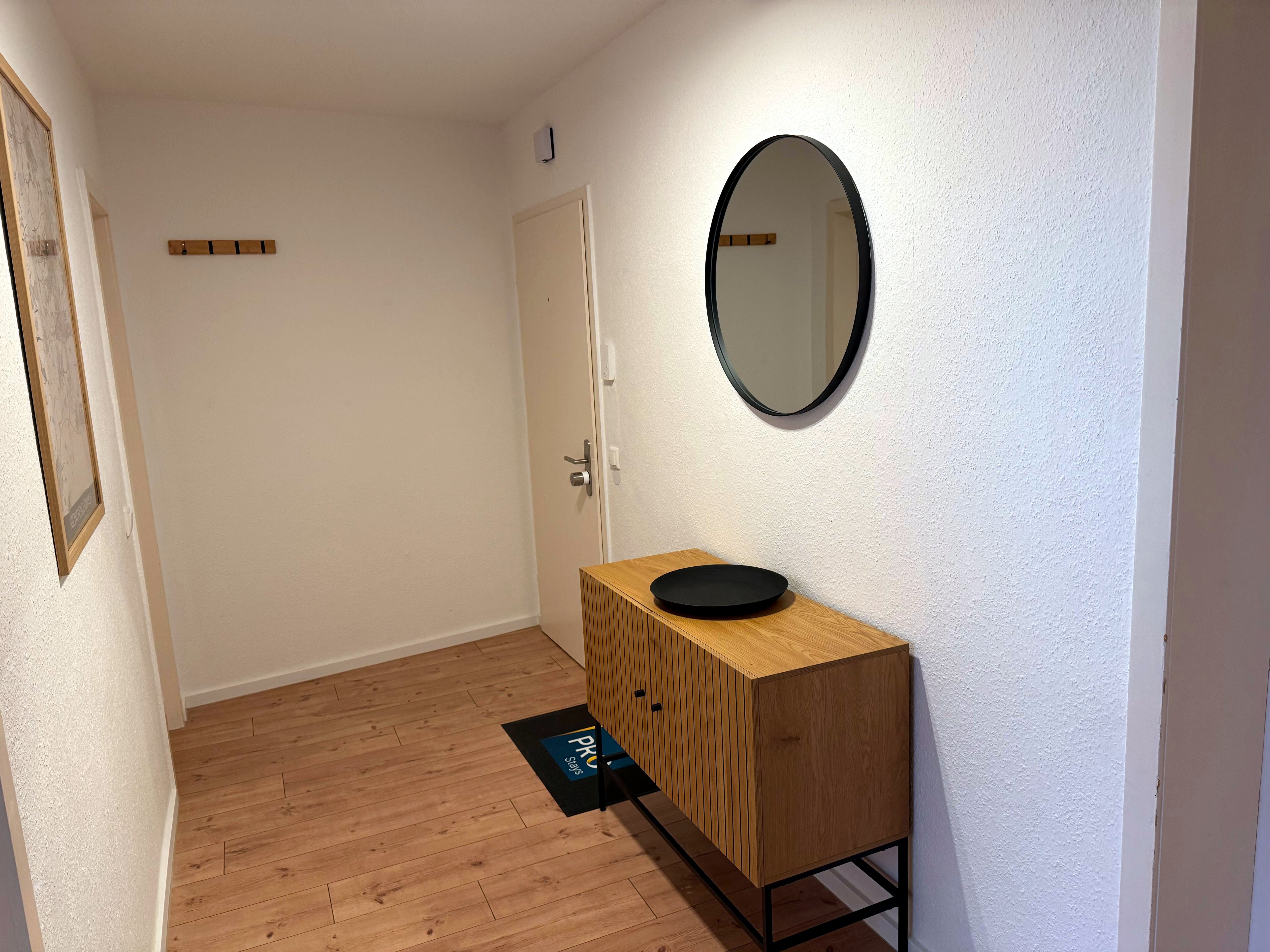 Apartment - 2 Bedrooms, 4 Beds & Kitchen In Mönchengladbach - 7