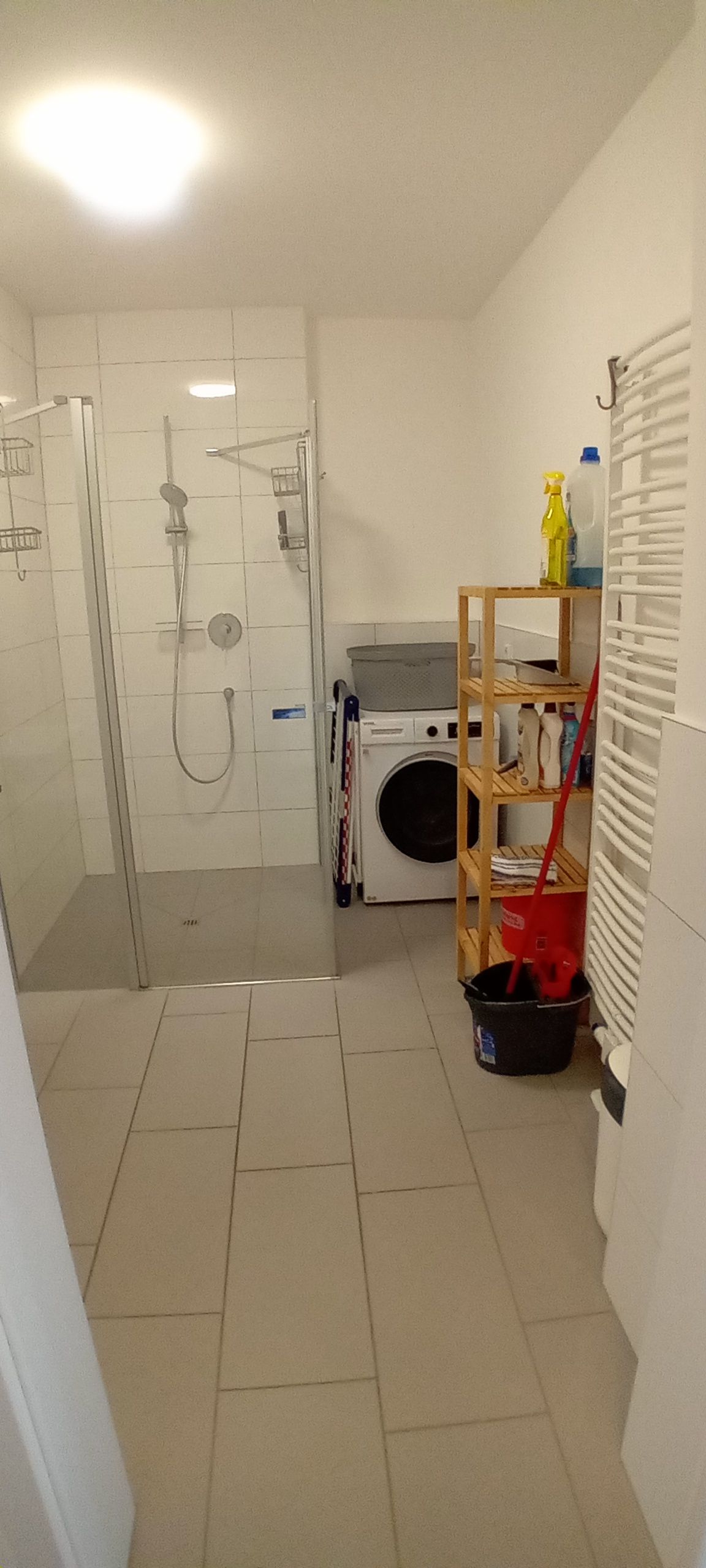  First Occupancy, 2-Room Apartment With Fitted Kitchen And Balcony.  -  First occupancy, 2-room apartment with fitted kitchen and balcony.  - Gallery -  23