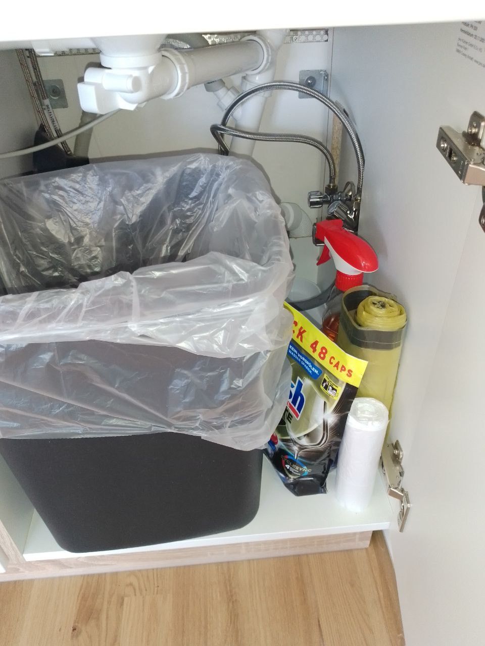  First Occupancy, 2-Room Apartment With Fitted Kitchen And Balcony.  -  First occupancy, 2-room apartment with fitted kitchen and balcony.  - Gallery -  35