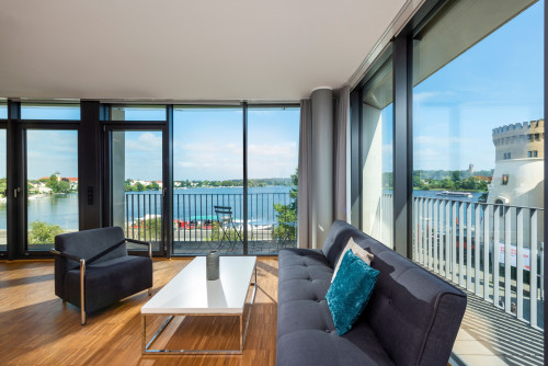 Exclusive Apartment with direct view of the Tiefer See in Potsdam