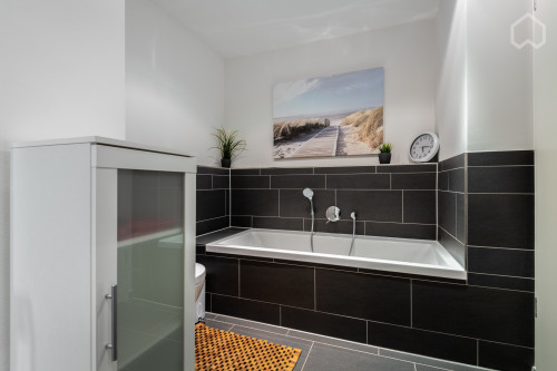 Modern Rooftop-Apartment with stunning Lakeview in quiet street close to Schloss Cecilienhof - Gallery - 10