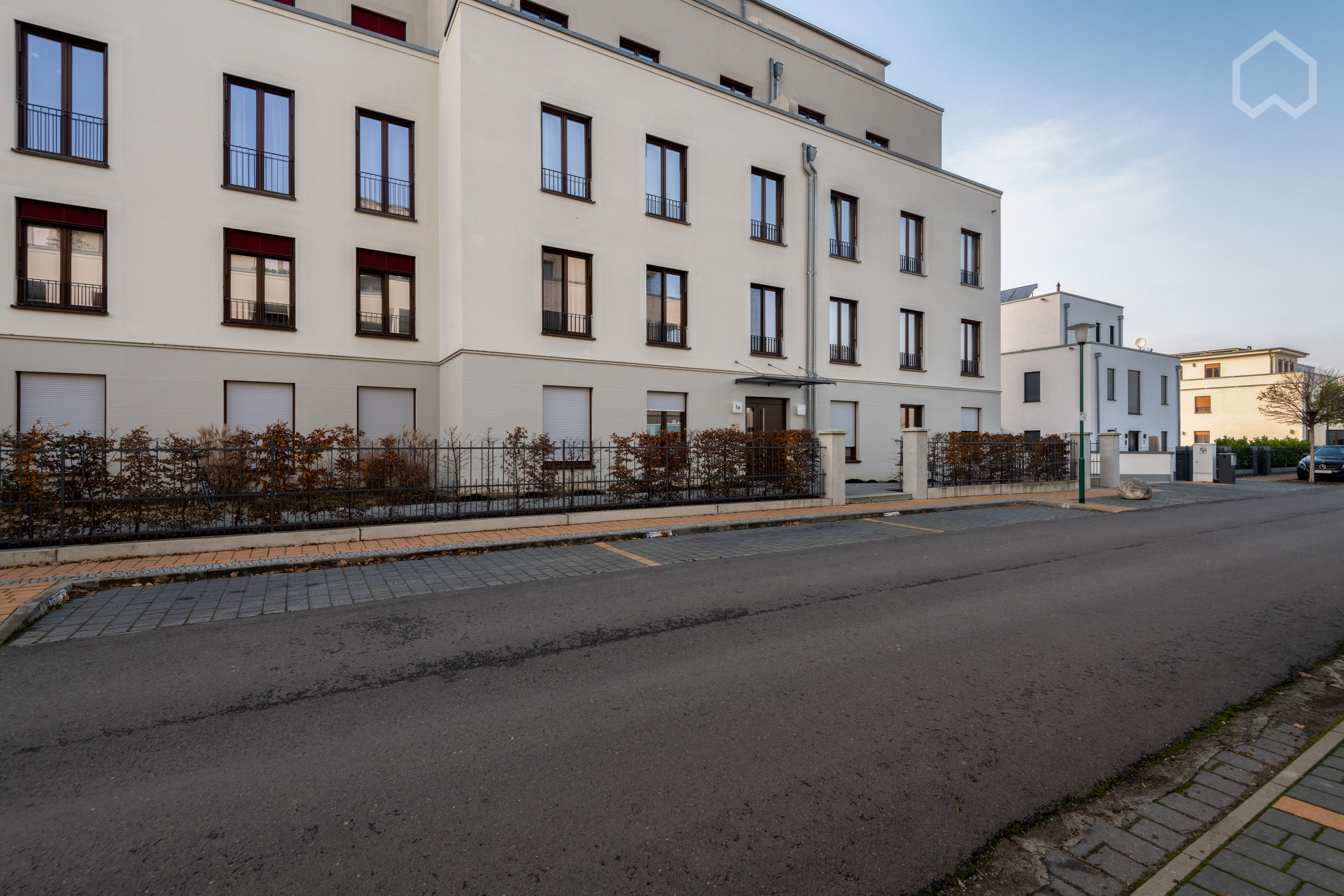 Modern Rooftop-Apartment With Stunning Lakeview In Quiet Street Close To Schloss Cecilienhof - 4
