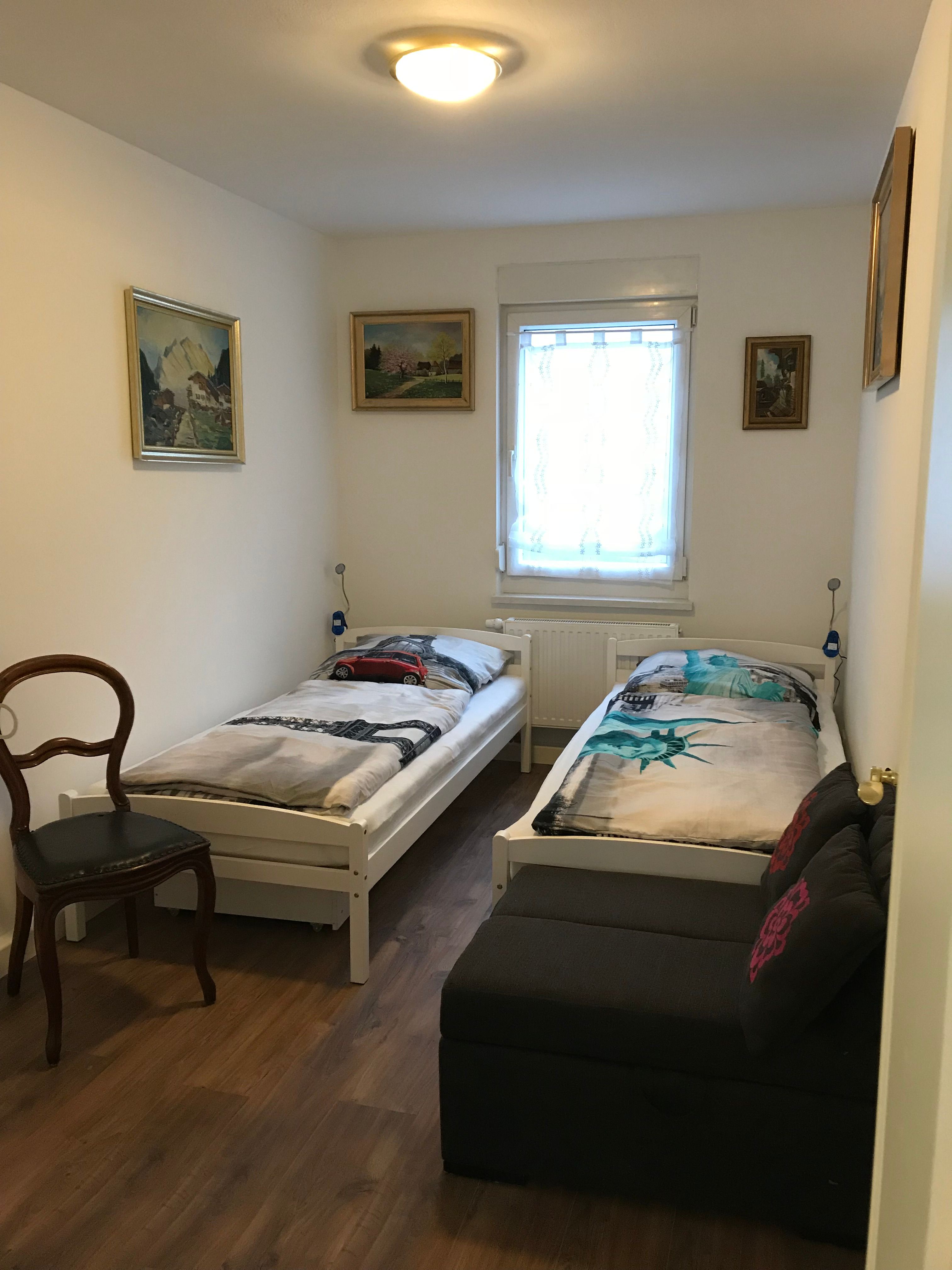 Stylish Modern 2 BR. Apartment With U1 To The City Center - 8