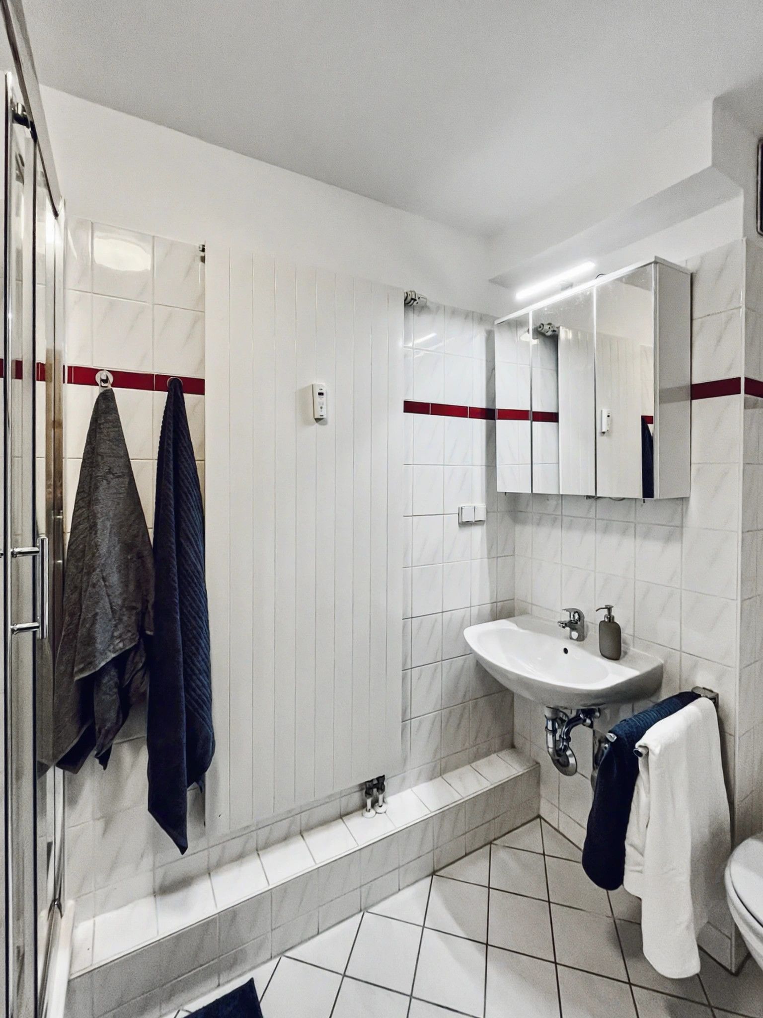  Stylish & Cosy 2 Room Apartment With Huge Balcony Direct In The City  -  Stylish & Cosy 2 room apartment with huge balcony direct in the city  - Gallery -  3