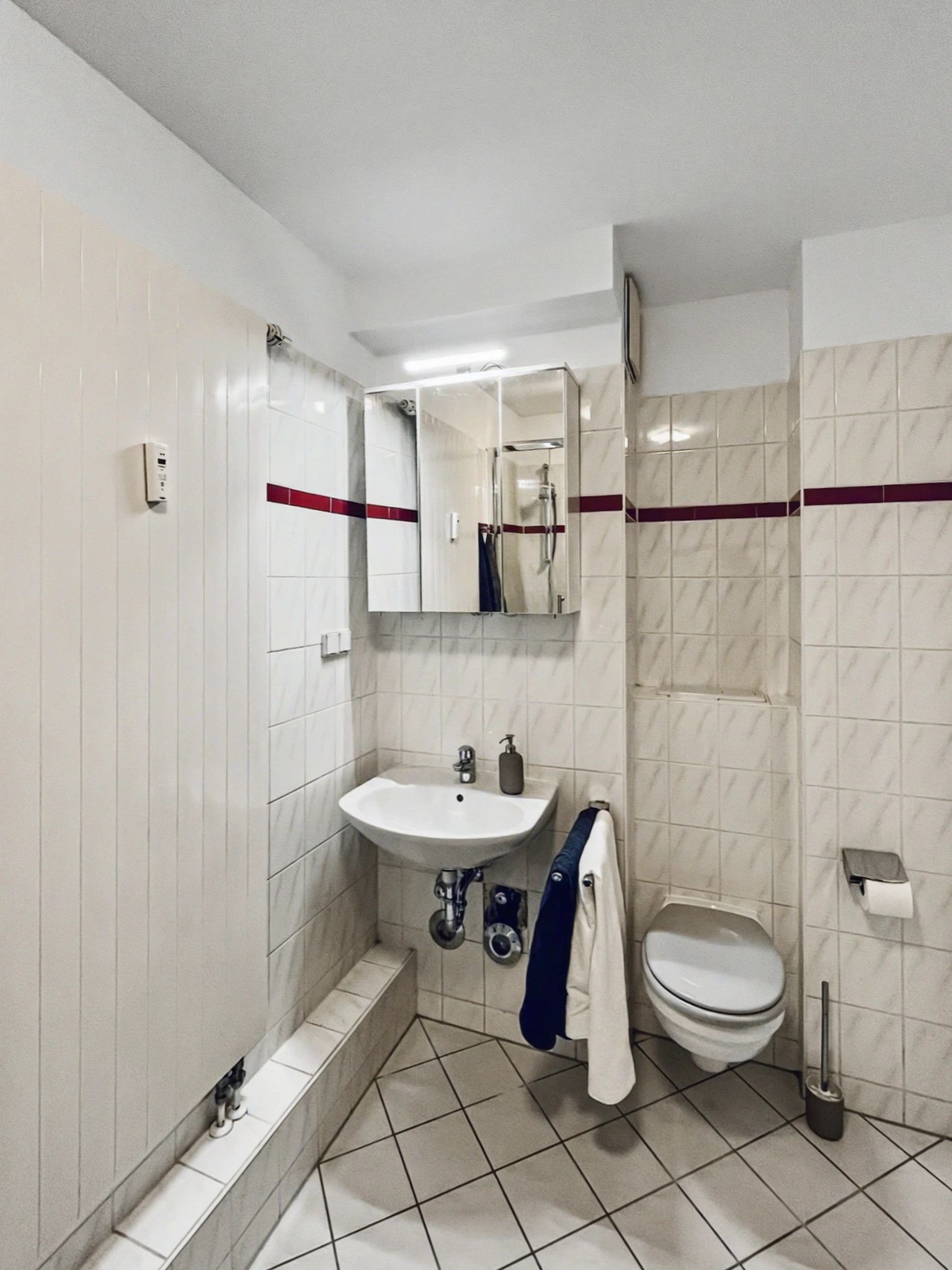  Stylish & Cosy 2 Room Apartment With Huge Balcony Direct In The City  -  Stylish & Cosy 2 room apartment with huge balcony direct in the city  - Gallery -  2