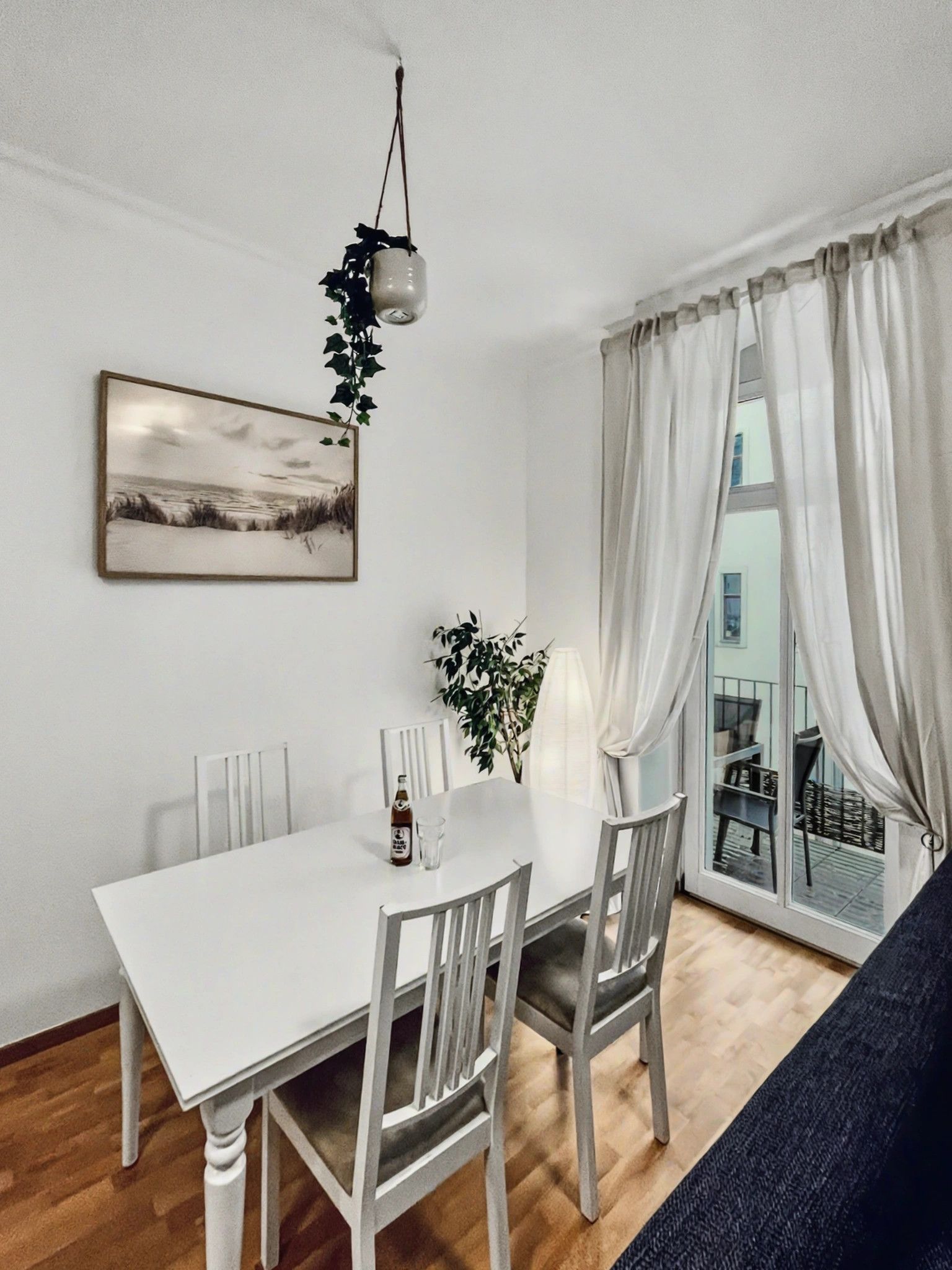  Stylish & Cosy 2 Room Apartment With Huge Balcony Direct In The City  -  Stylish & Cosy 2 room apartment with huge balcony direct in the city  - Gallery -  13