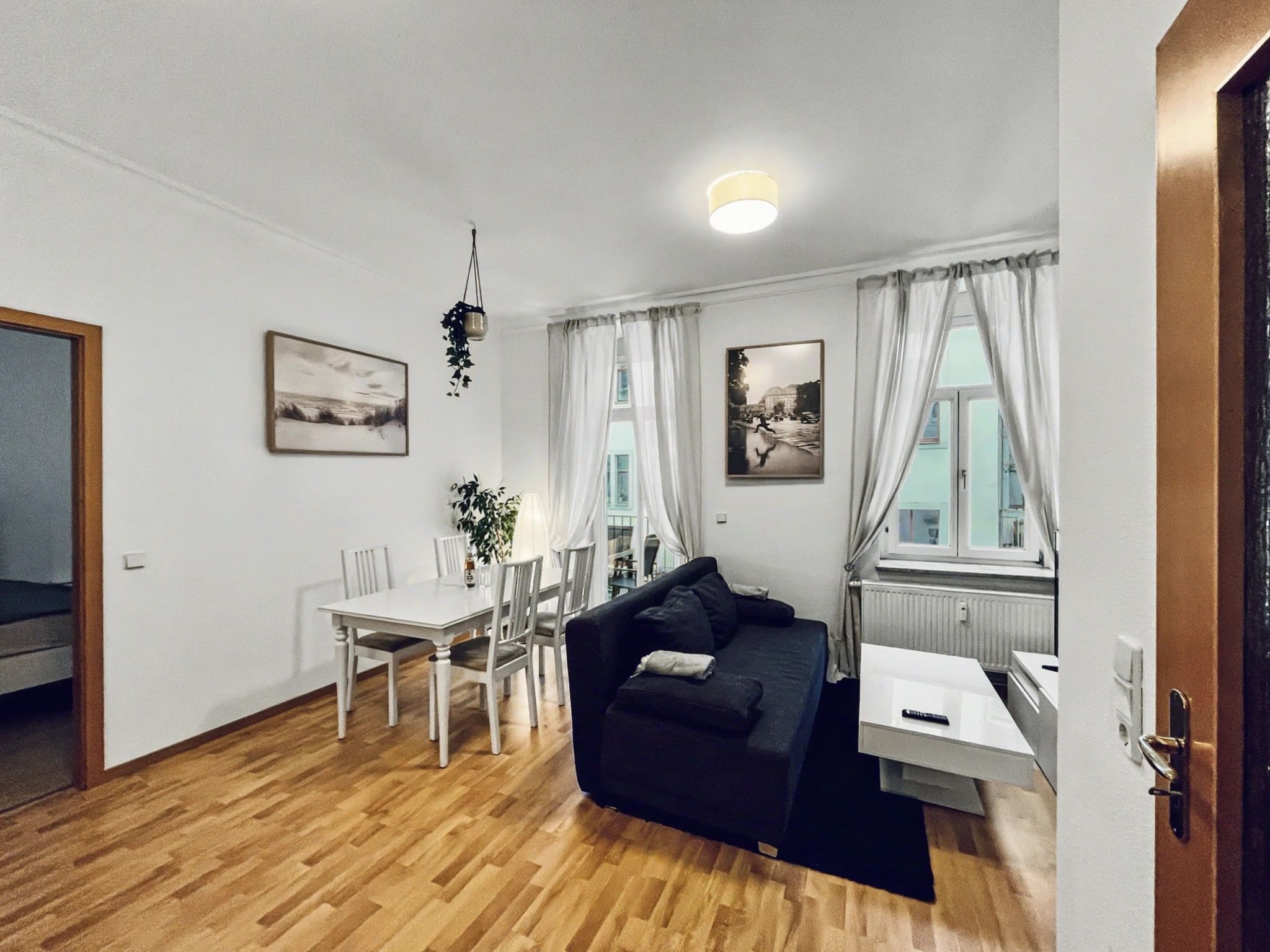  Stylish & Cosy 2 Room Apartment With Huge Balcony Direct In The City  -  Stylish & Cosy 2 room apartment with huge balcony direct in the city  - Gallery -  15