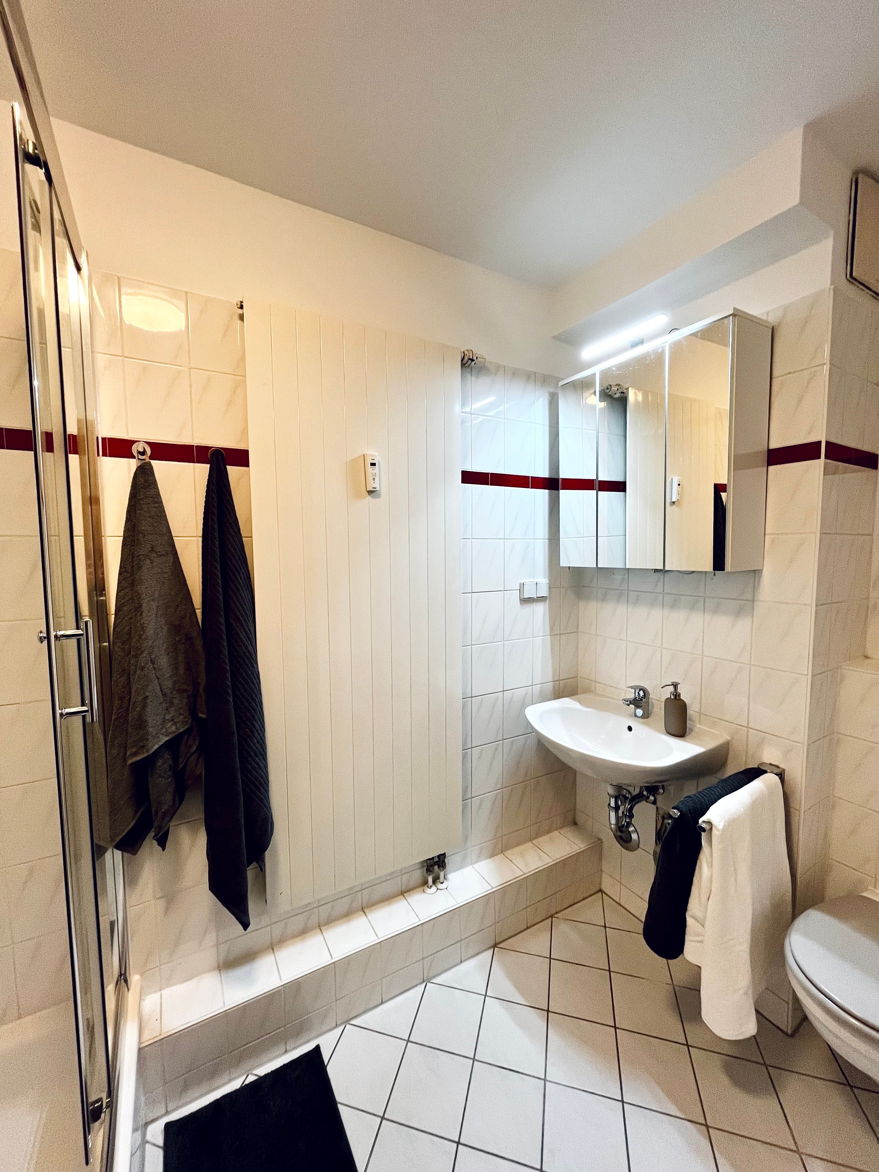 Stylish & Cosy 2 Room Apartment With Huge Balcony Direct In The City  -  Stylish & Cosy 2 room apartment with huge balcony direct in the city  - Gallery -  23