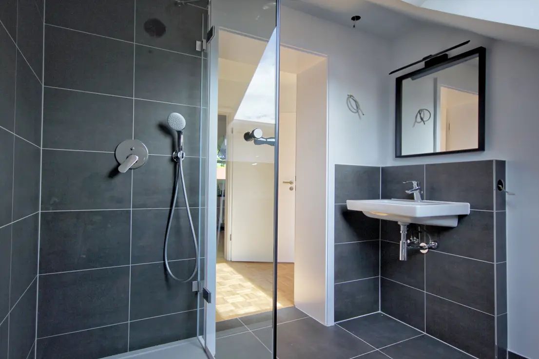 Furnished And Modernized 3-Room Ground Floor Apartment With Balcony In Babelsberg - 4