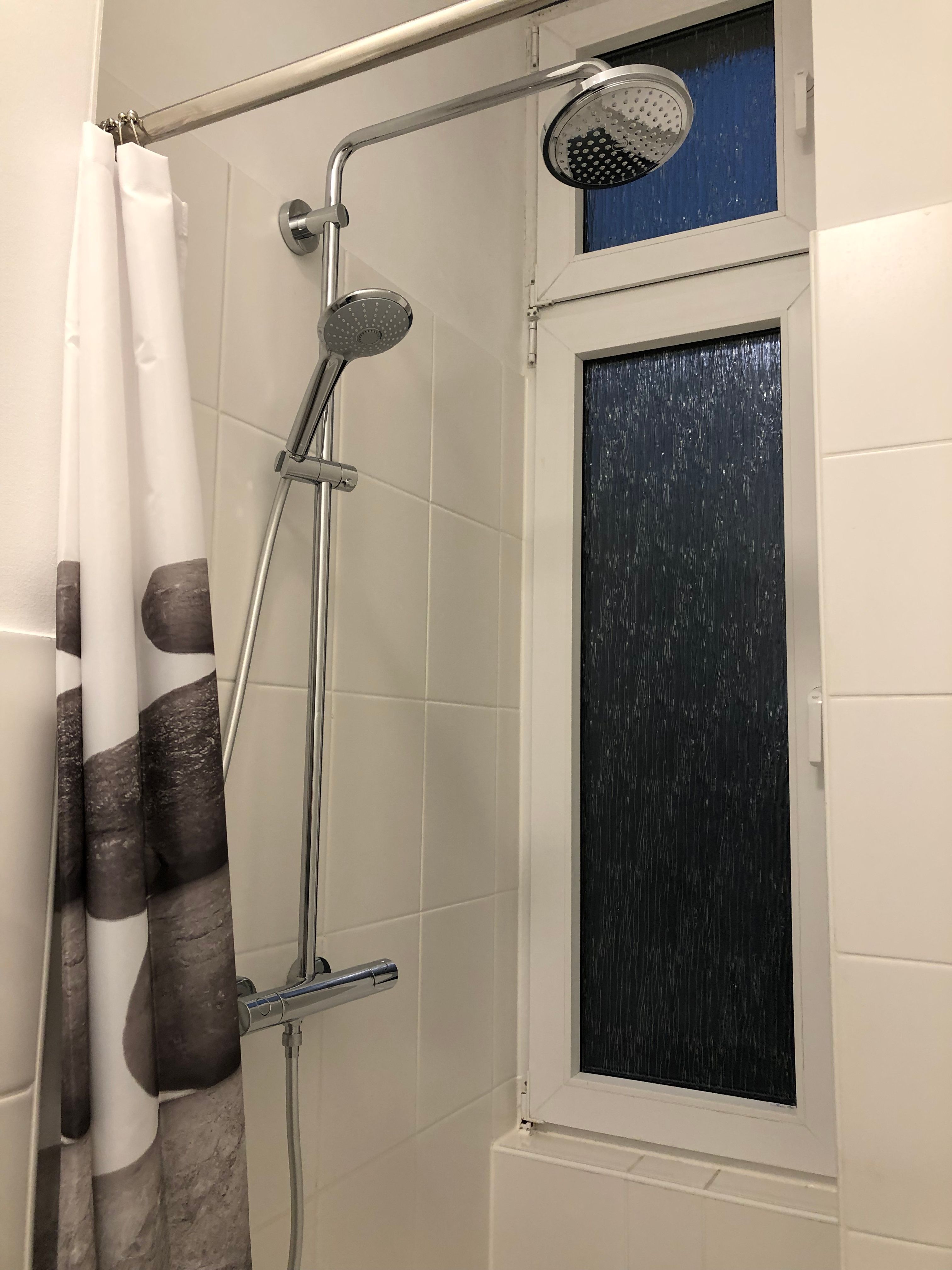  Newly Renovated 1-Bedroom Apartment (Wiesbaden)  -  Newly renovated 1-bedroom apartment (Wiesbaden)  - Gallery -  3