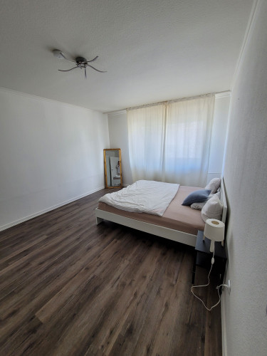Awesome home in Remscheid