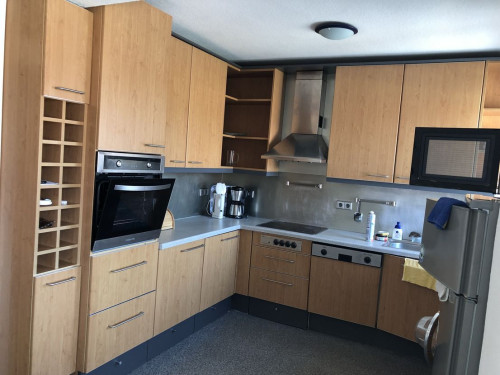 Bright, sunny 4-room apartment with 3 bedrooms and balcony - Gallery - 9