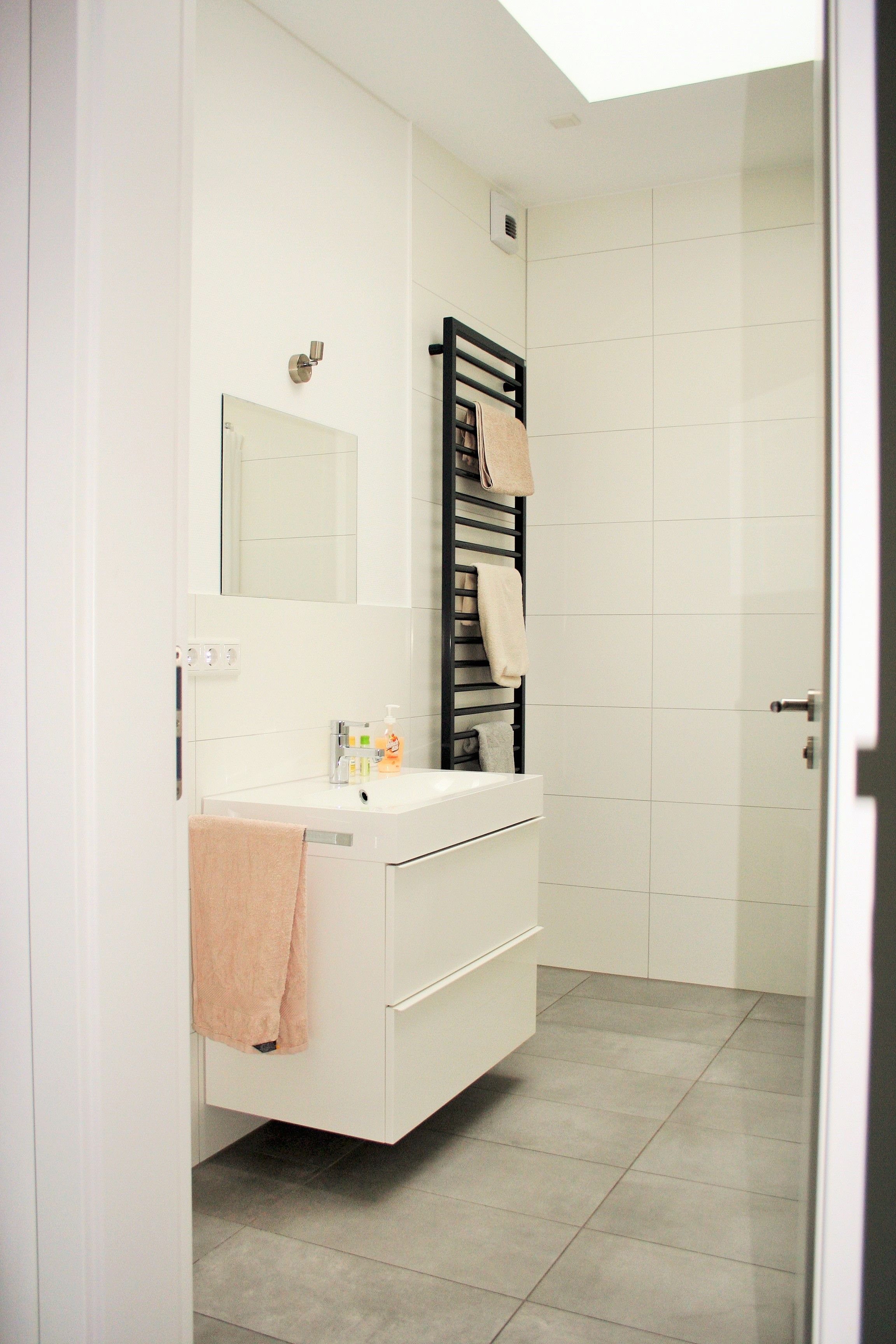  Great 2 Room Apartment With Large Terrace On Time In Fürth  -  Great 2 room apartment with large terrace on time in Fürth  - Gallery -  3