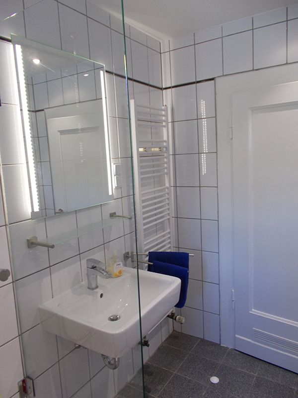 Charming Suite In Duisburg - 6