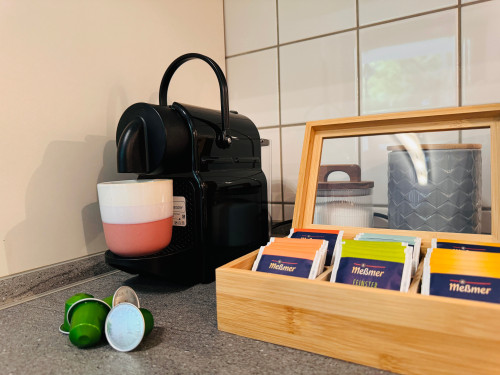 Klassen Stay: Design Apartment | Balcony | Netflix - Gallery - 22