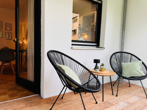 Klassen Stay: Design Apartment | Balcony | Netflix - Gallery - 18