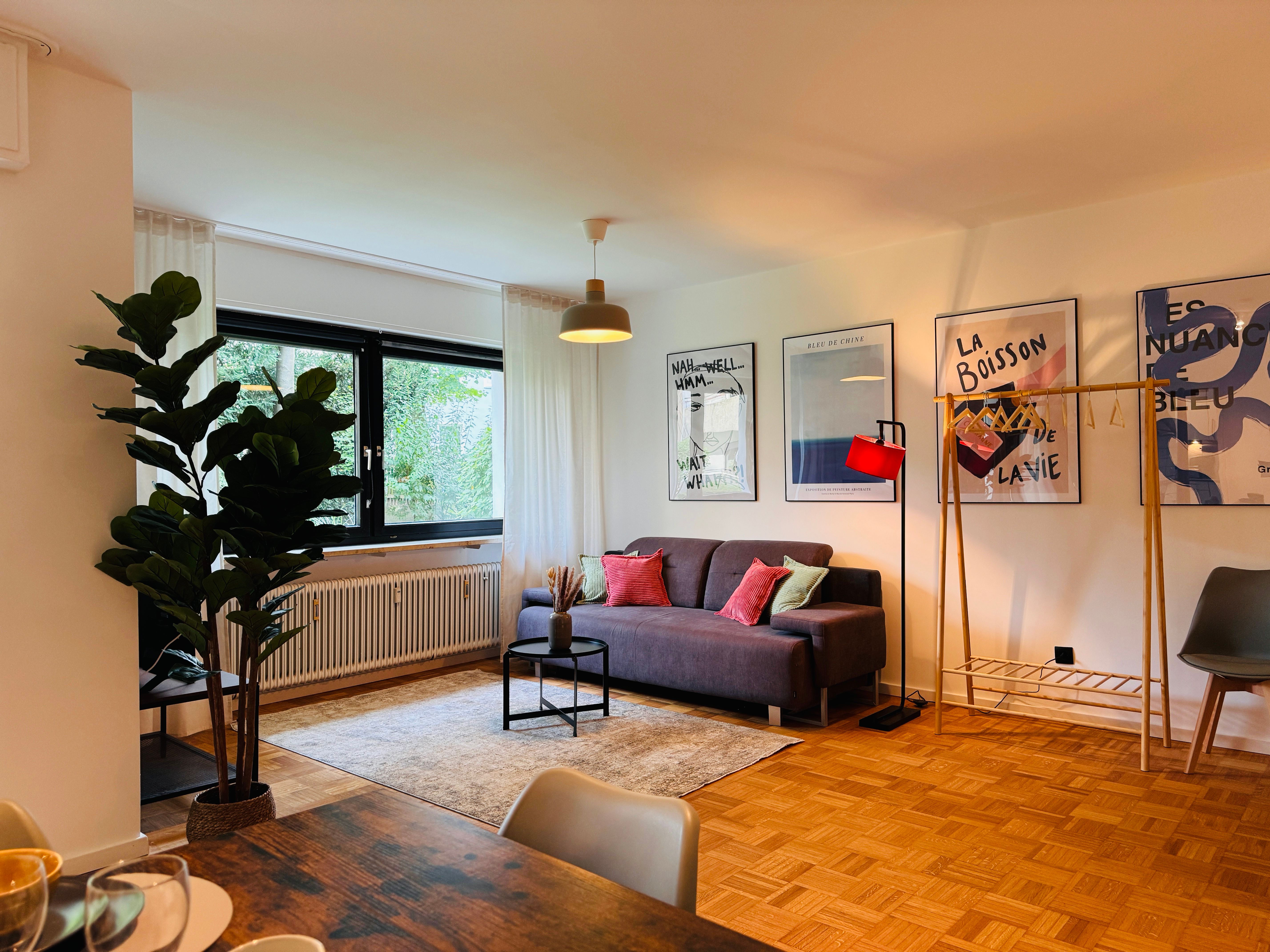 Klassen Stay: Design Apartment | Balcony | Netflix - 5