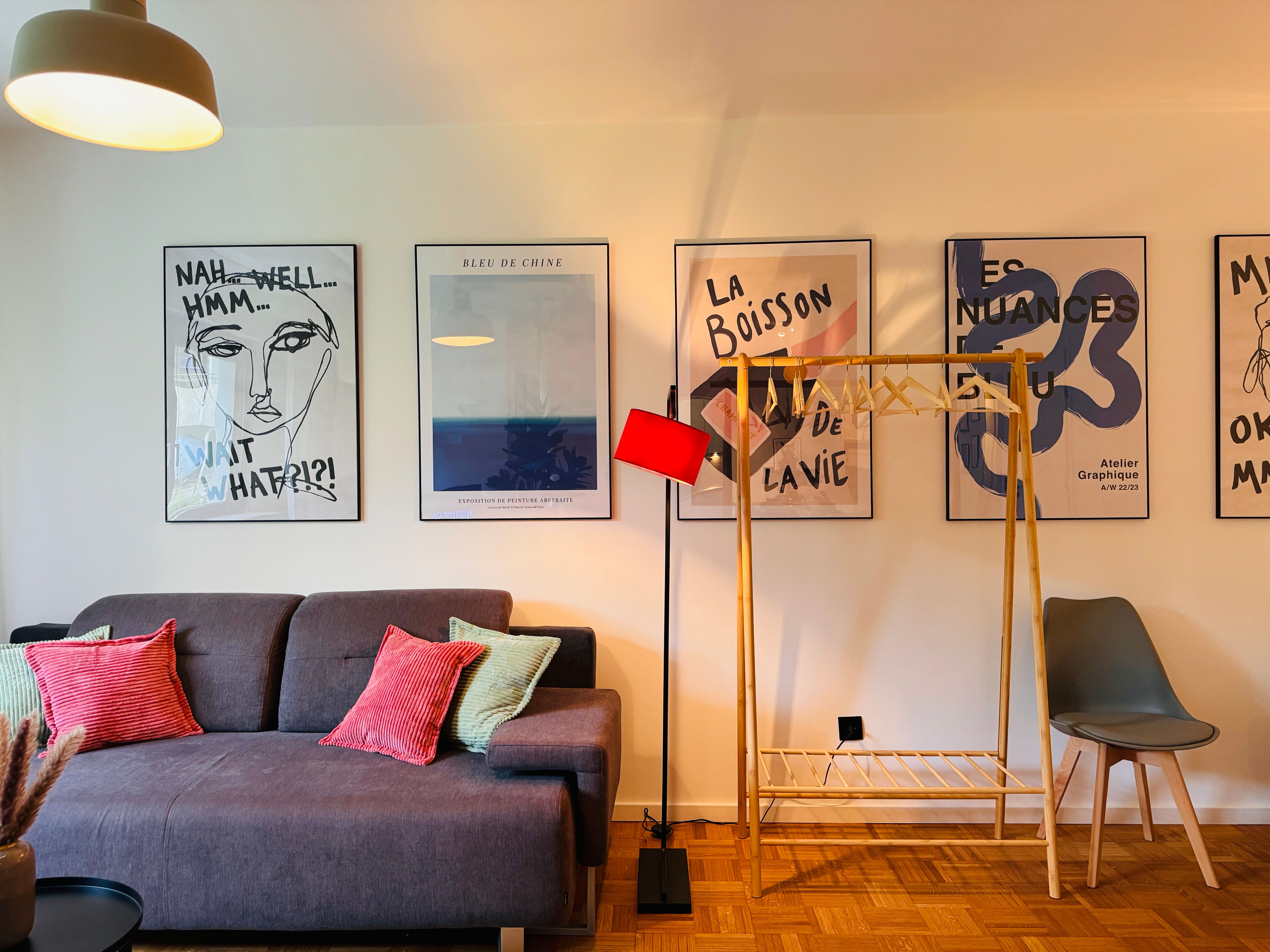 Klassen Stay: Design Apartment | Balcony | Netflix - 11