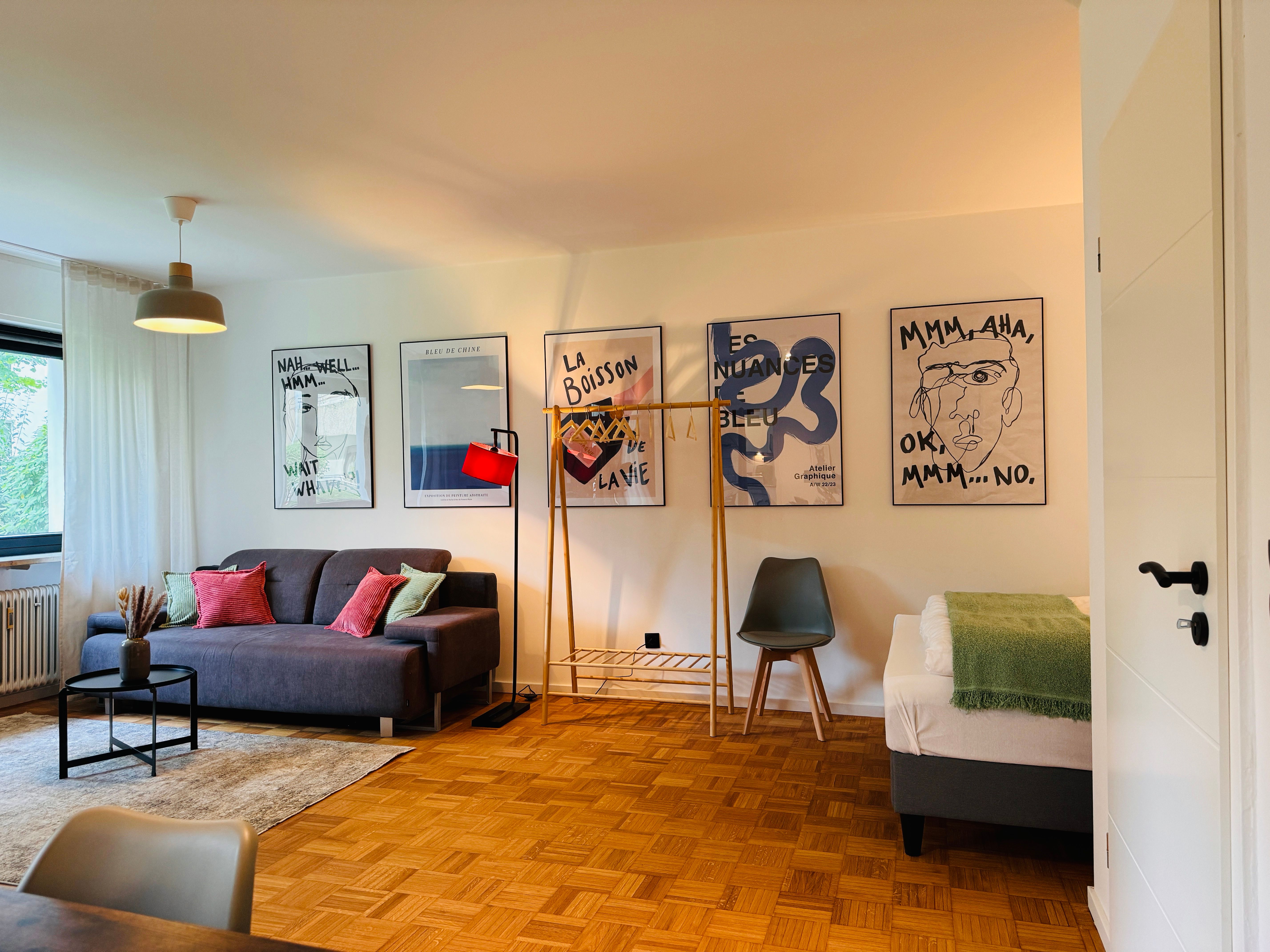 Klassen Stay: Design Apartment | Balcony | Netflix - 7