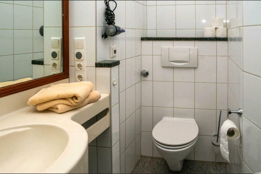 Furnished Penthouse Apartment With A View Of The "Holsten Gate" - 2