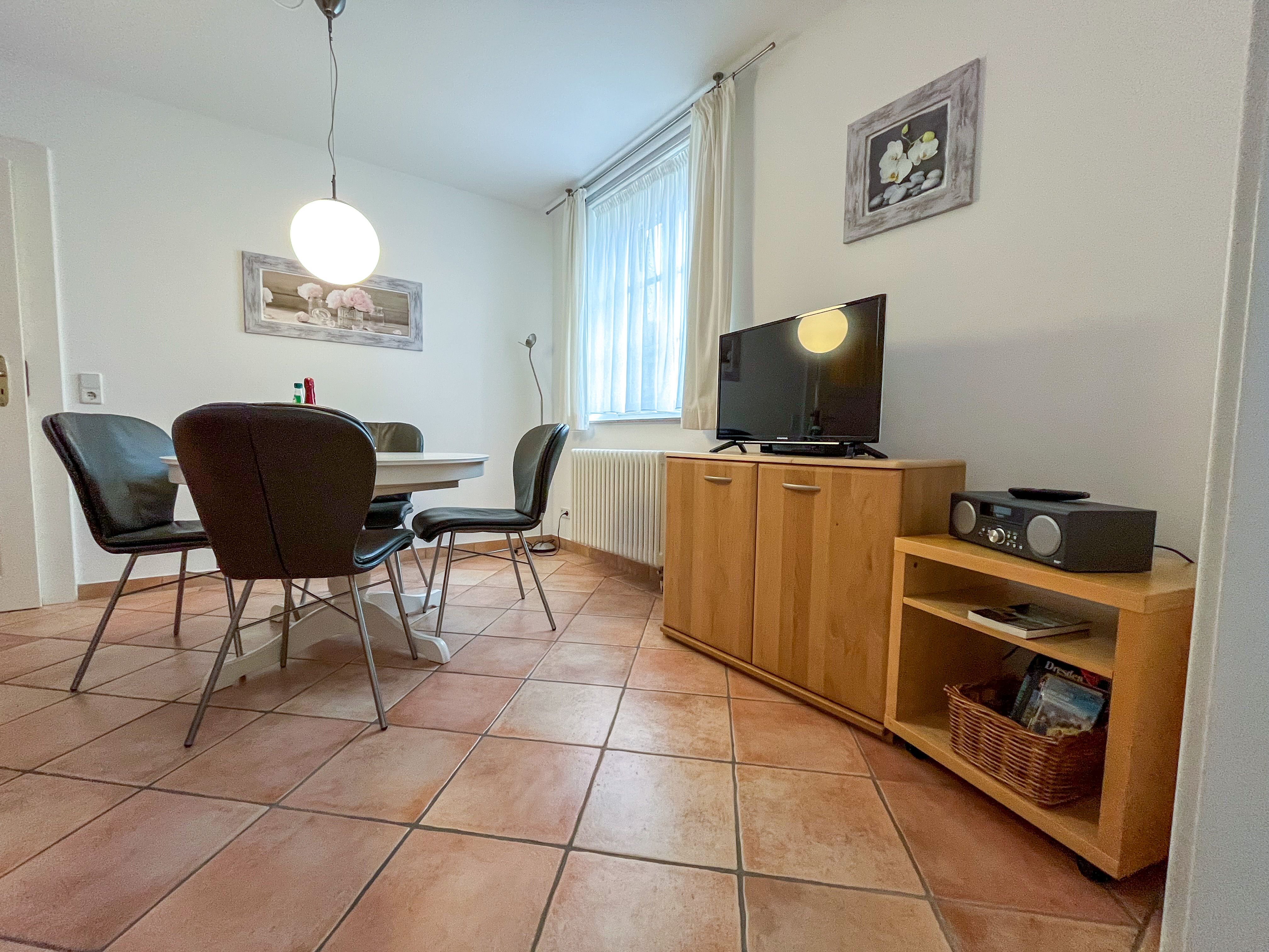  Cozy, Gorgeous Apartment (Dresden)  -  Cozy, gorgeous apartment (Dresden)  - Gallery -  9