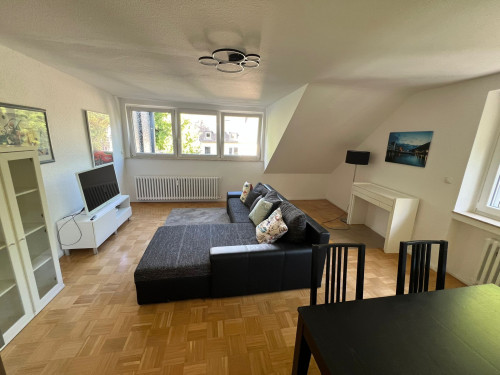 Modern Apartment in Duisburg with Balcony, Air Conditioning, and Green View – Fully Renovated in 2023