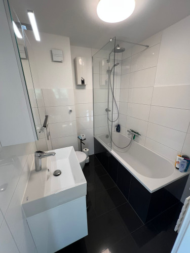 Modern Apartment in Duisburg with Balcony, Air Conditioning, and Green View – Fully Renovated in 2023
