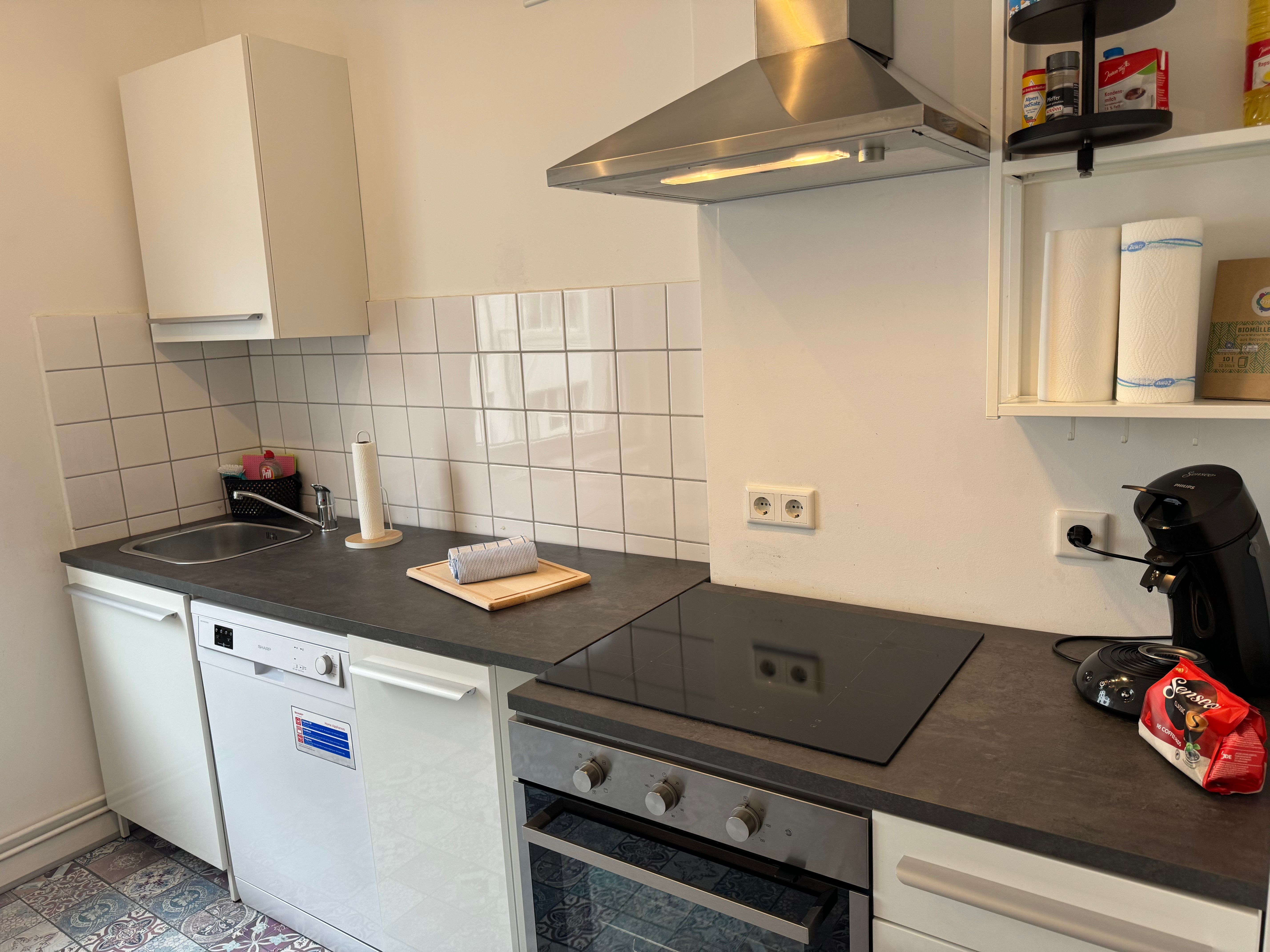 WIFI, Balcony, Parkingspace, 6 X Bed - WIFI, Balcony, Parkingspace, 6 x Bed - Gallery - 11