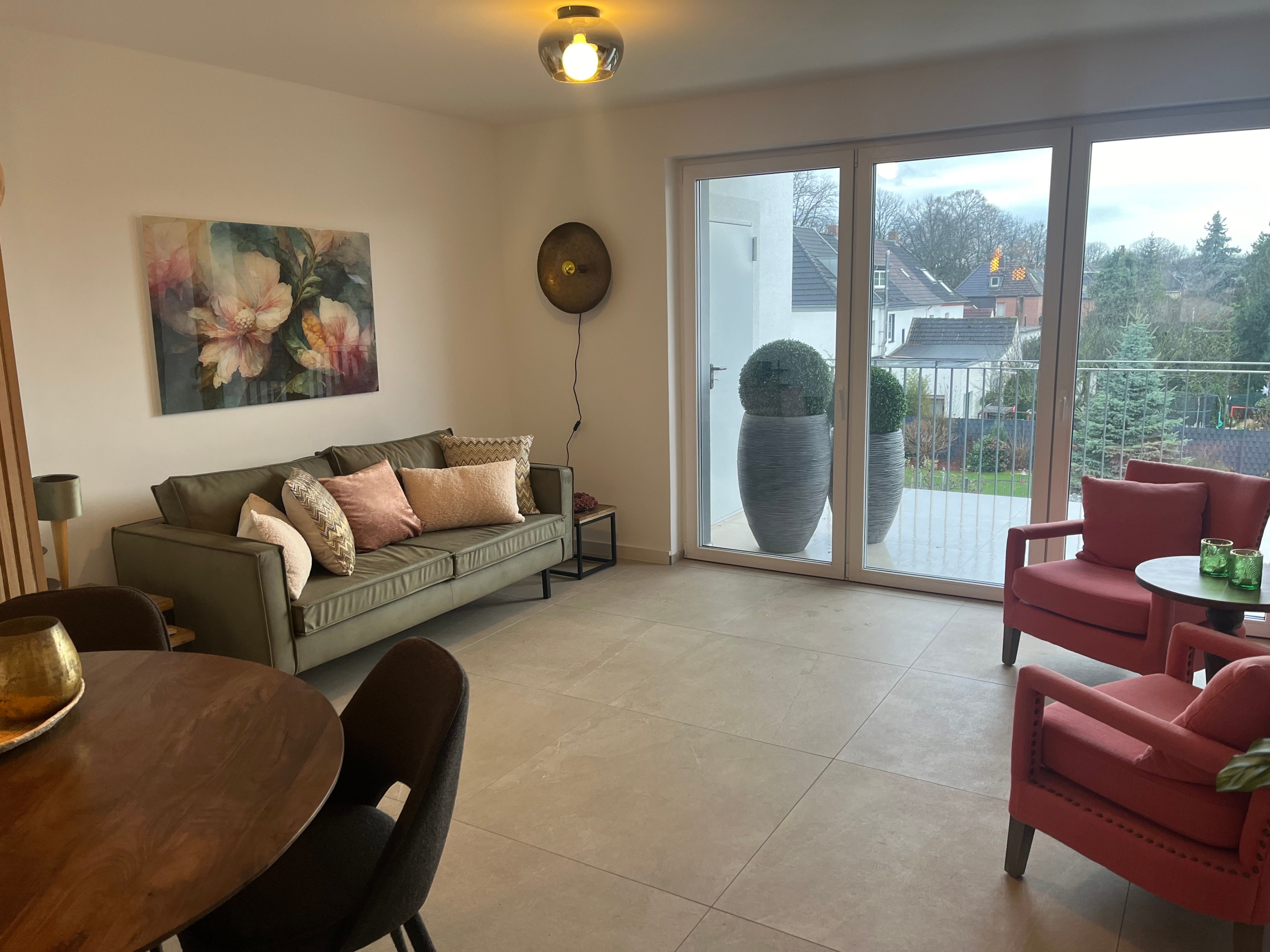  Modern Apartment Central/Trade Fair  -  Modern Apartment central/Trade Fair  - Gallery -  2