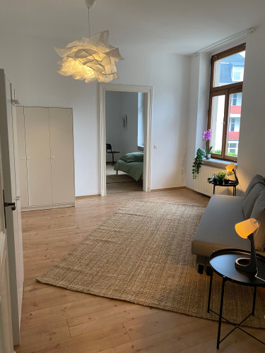 Beautiful, big flat, 10min walk from train station Wuppertal
