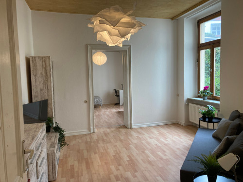 Beautiful, close to day care and schools, 10 min from train station - Gallery - 6