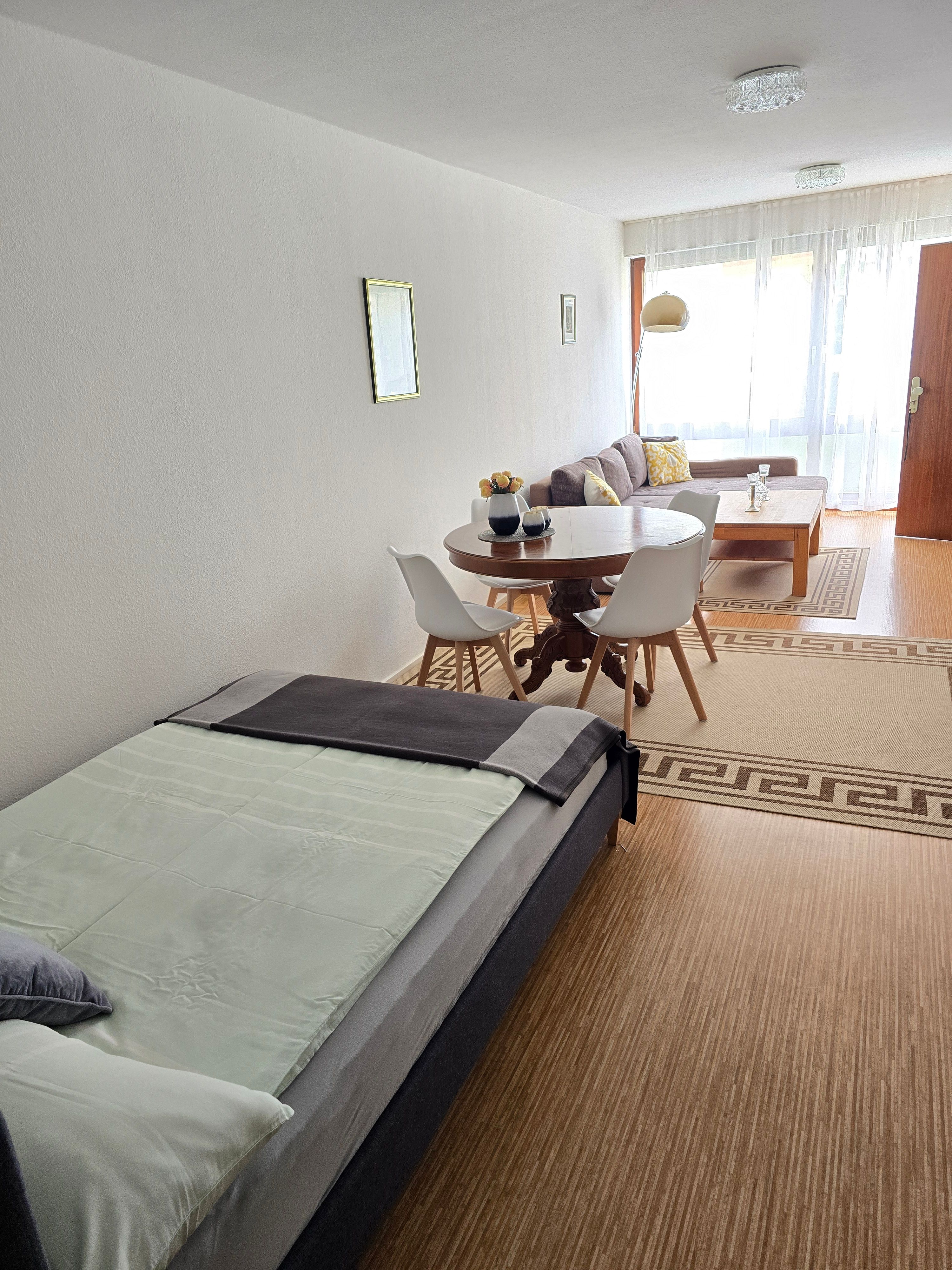 Fantastic, Amazing Studio In Stuttgart, Full Furnished All Cost In Price Inc. - 3