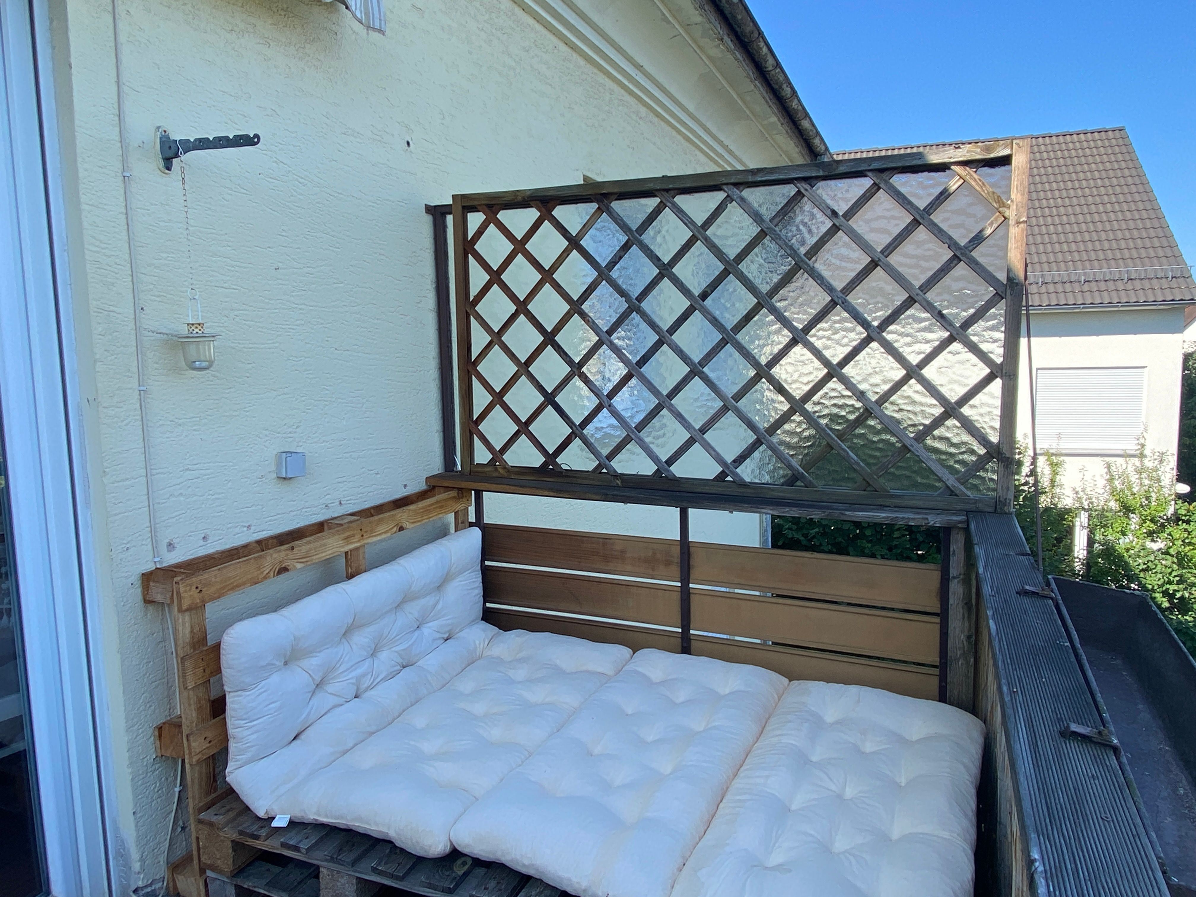 Charmant Eingerichtete 3-Zimmer Wohnung Mit Tollem Ausblick - 26