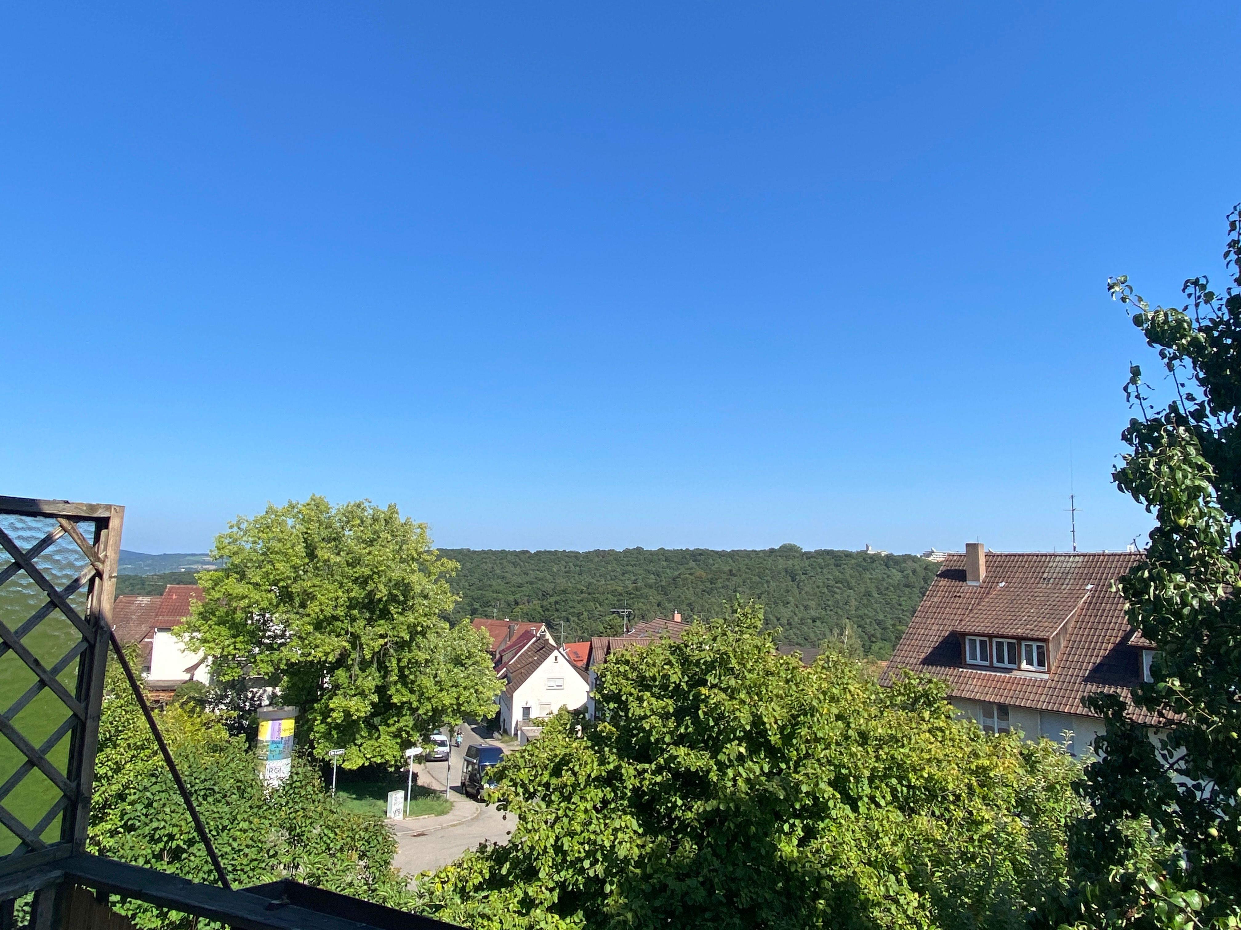 Charmant Eingerichtete 3-Zimmer Wohnung Mit Tollem Ausblick - 27