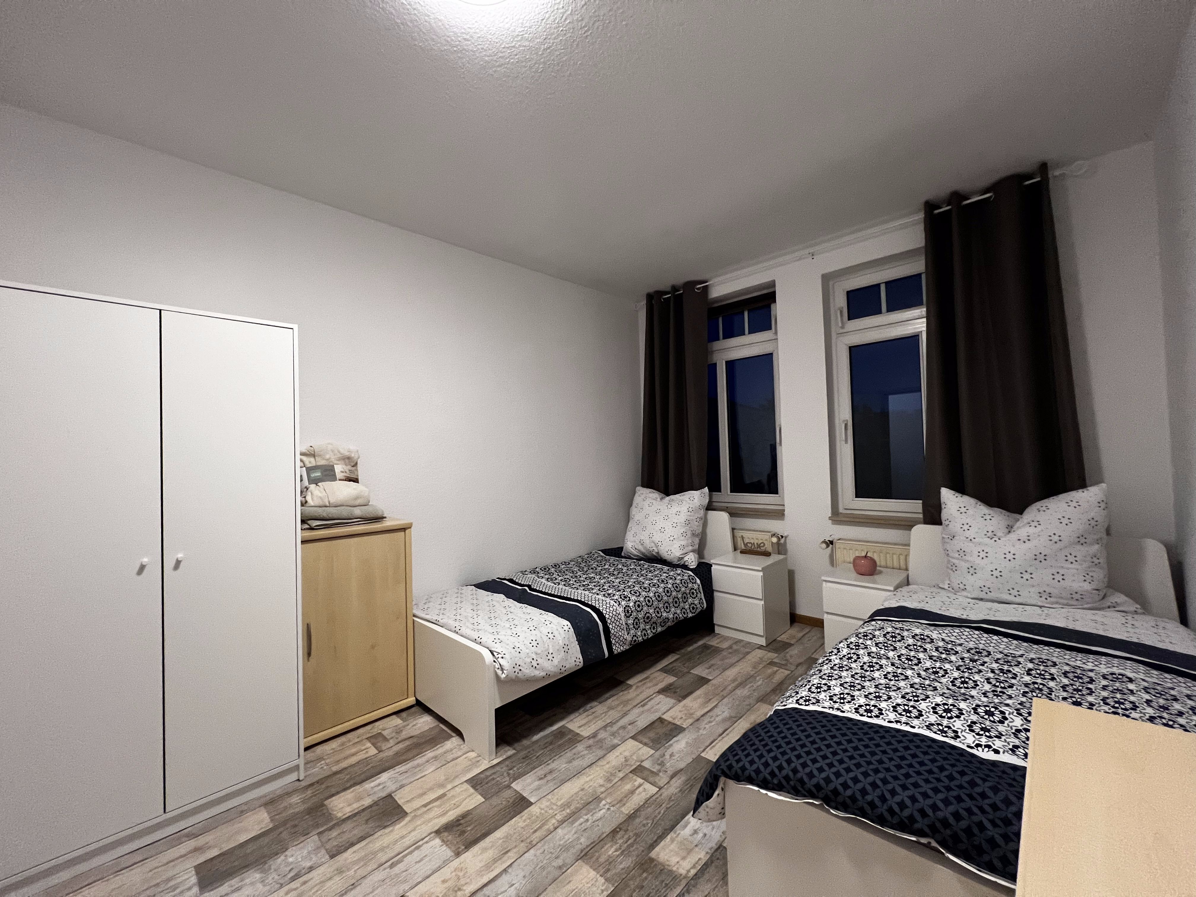  Apartment In The Middle Of Halle (Saale) For 7 People  -  Apartment in the middle of Halle (Saale) for 7 people  - Gallery -  7