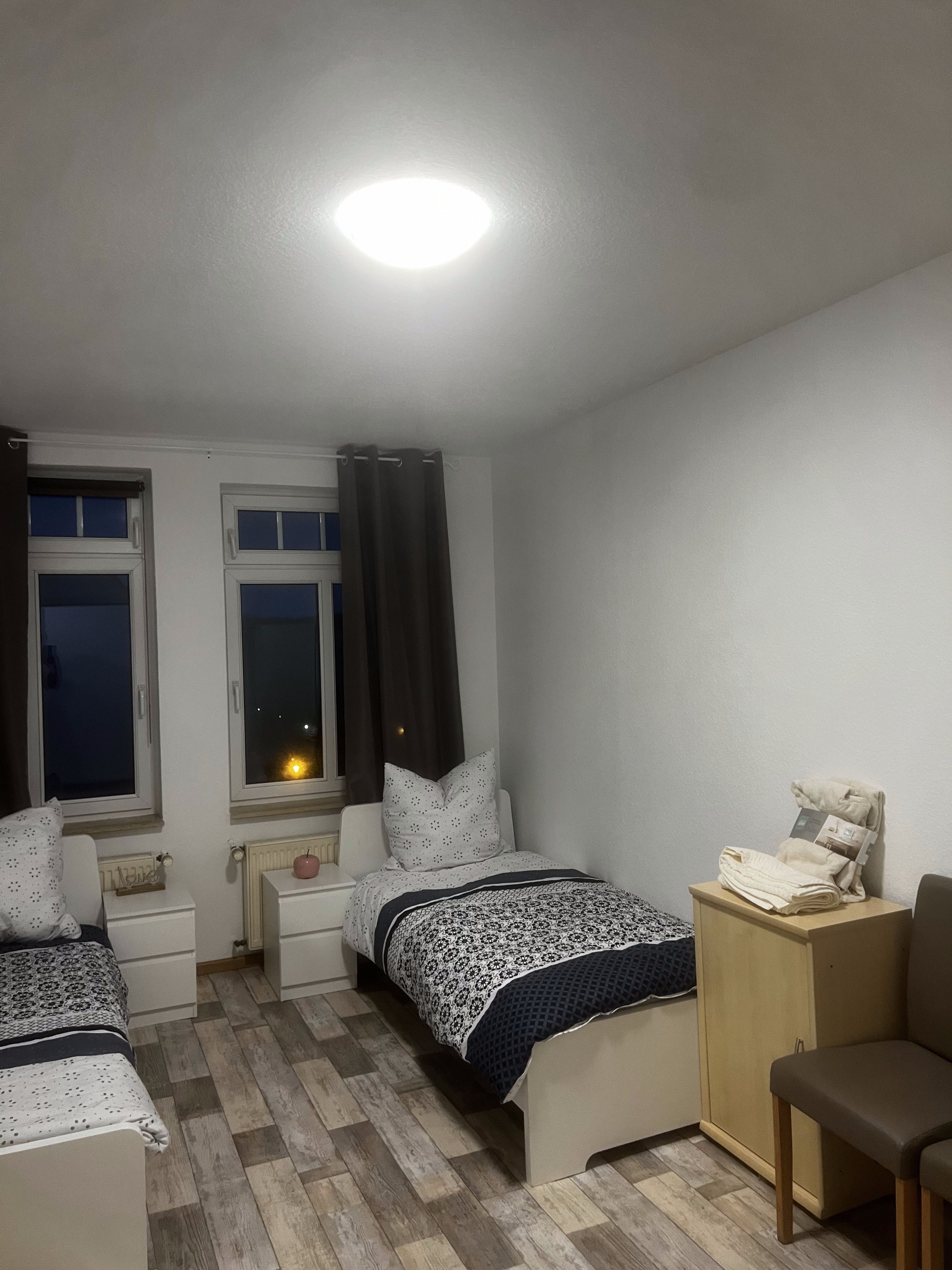  Apartment In The Middle Of Halle (Saale) For 7 People  -  Apartment in the middle of Halle (Saale) for 7 people  - Gallery -  8
