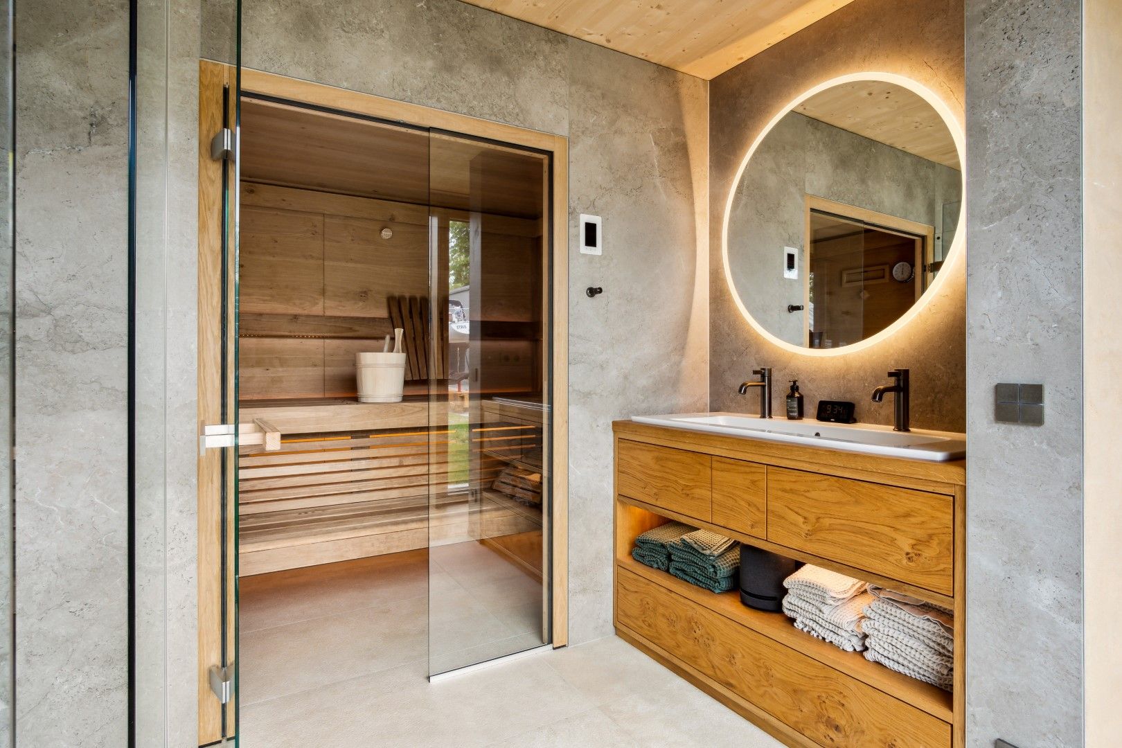 Stylish And Luxurious Floating Home (Houseboat) With Sauna In The Centre Of Potsdam - Stylish and luxurious Floating Home (Houseboat) with sauna in the centre of Potsdam - Gallery - 21