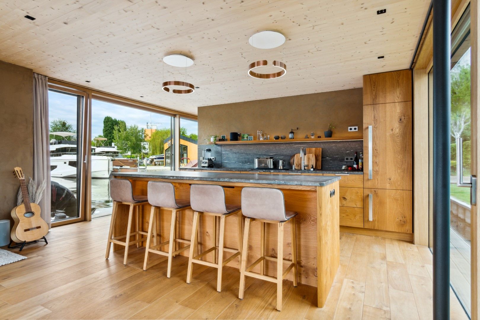 Stylish And Luxurious Floating Home (Houseboat) With Sauna In The Centre Of Potsdam - Stylish and luxurious Floating Home (Houseboat) with sauna in the centre of Potsdam - Gallery - 29