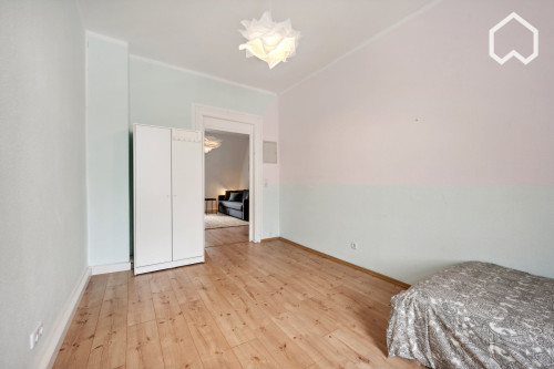Cozy, big family suite or flatshare, 10min from train station - Gallery - 10