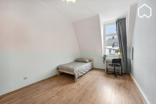 Cozy, big family suite or flatshare, 10min from train station - Gallery - 9